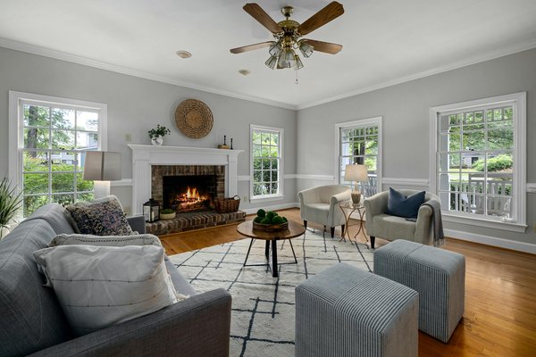 Boost your urban gardening: unlock the power of aquaponics for sustainable veggies in the uk